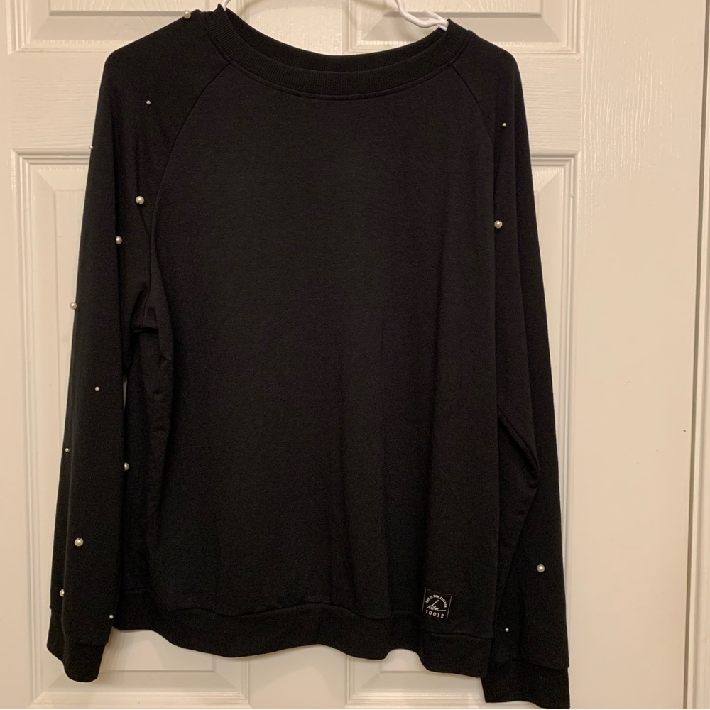 Sam Edelman Longsleeve Slit‎ Back Pearl Embelished Sleeves Black Top Sz Small